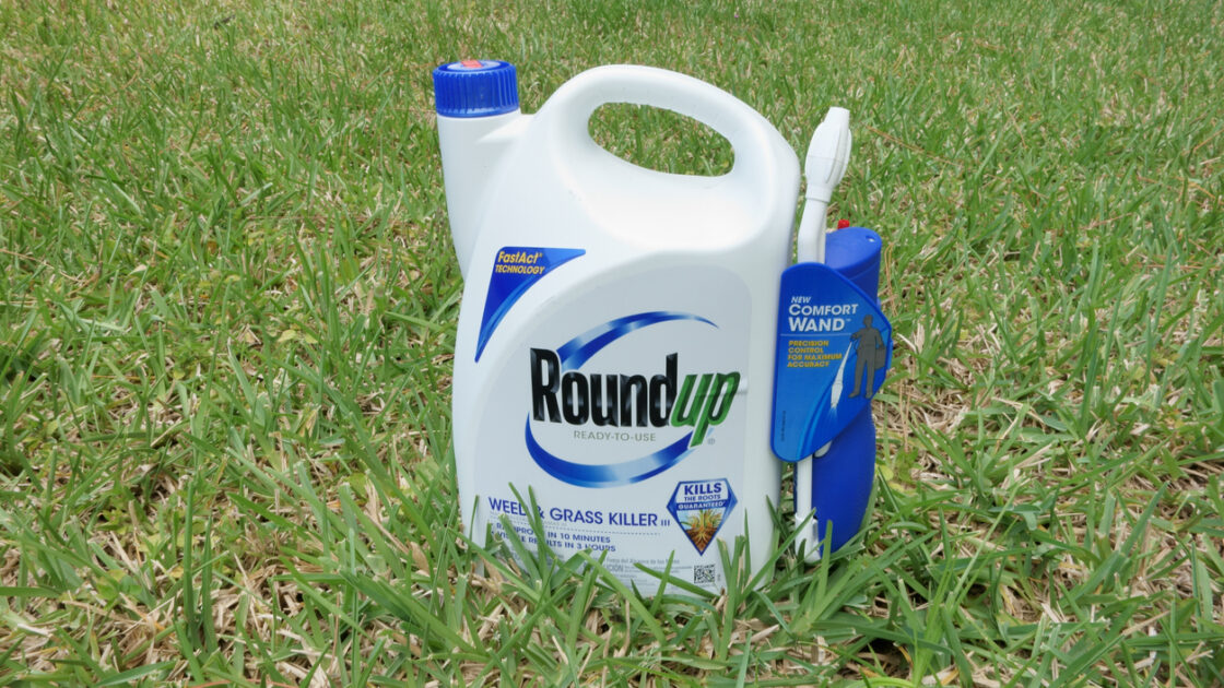 EPA Colluded with Monsanto to Slow Safety Review of the Herbicide Glyphosate