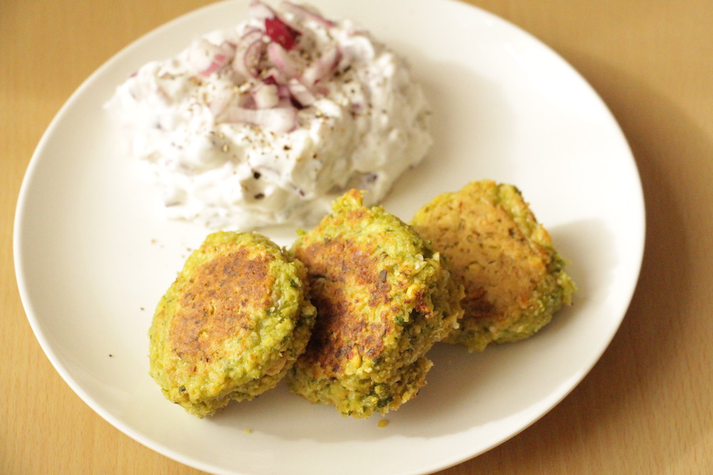 A Healthy, Delicious Baked Falafel Recipe with Yogurt Sauce