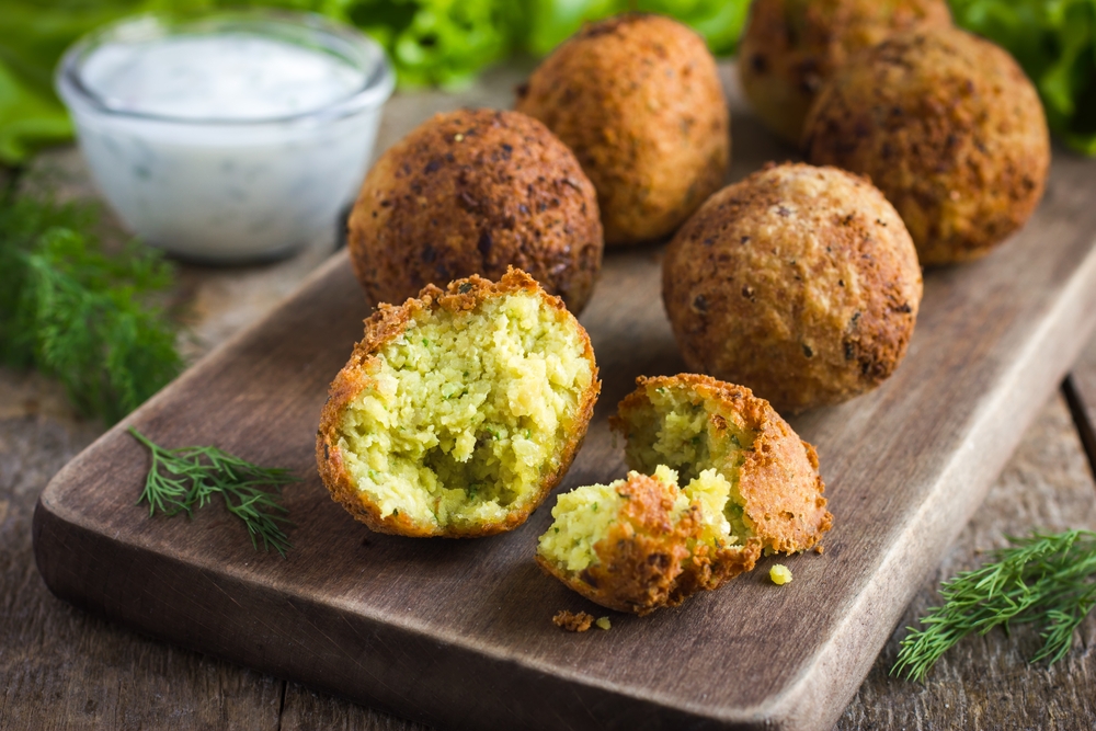 falafel with green peas