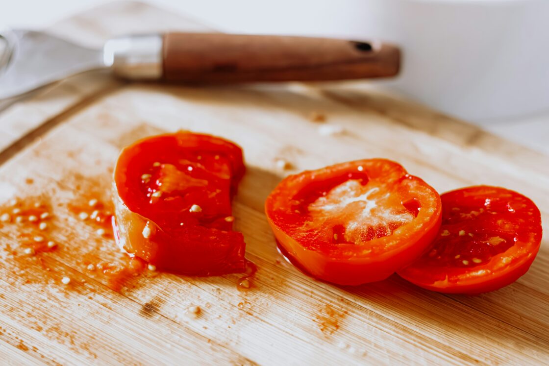 Ways to Eat Heirloom Tomatoes, simple and plain tomato