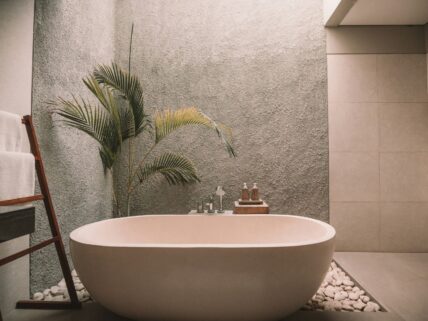 Epsom Salt bath Benefits, Unsplash