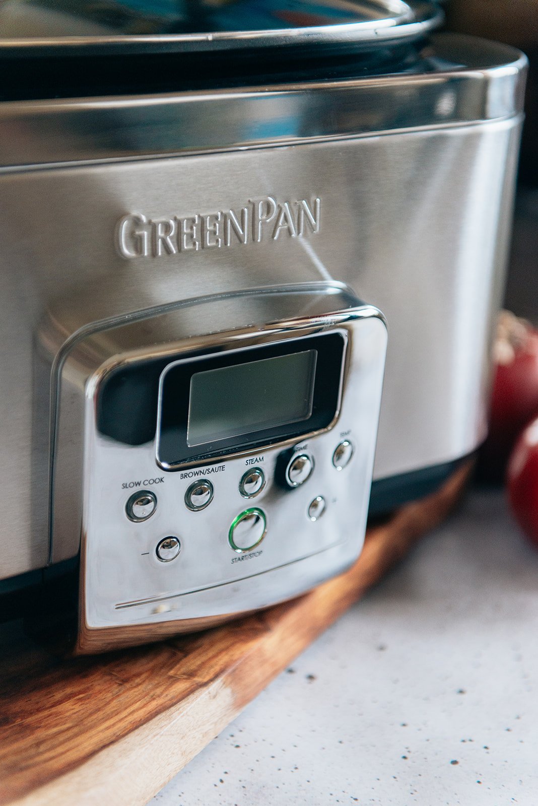 Image of a GreenPan slow cooker, a non-toxic option for slow cooker recipes