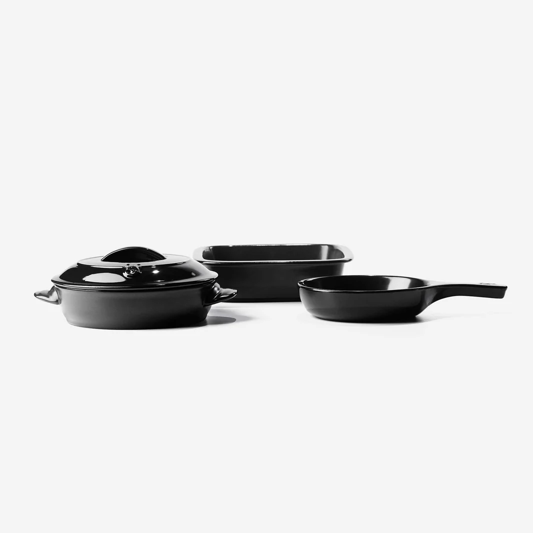 Image of the three ceramic cookware pieces included in the Xtrema Air Fry Oven Set.